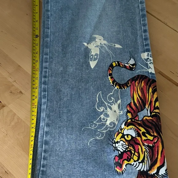 Ed Hardy Tiger Graphic Denim Jeans size 28 - Picture 9 of 10